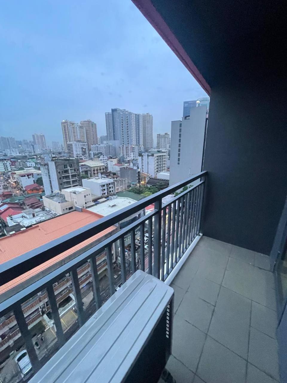 Red Residences Chino Roces Makati Makati City Exterior photo